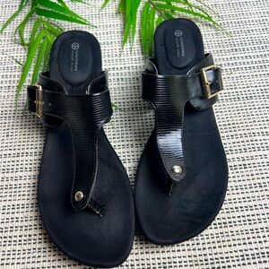 Giani Bernini Black Sandals with Silver Buckle